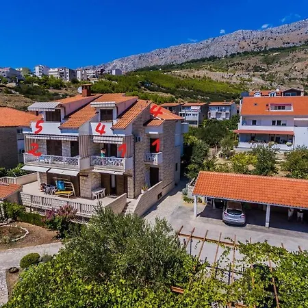 Apartament In With Sea View, Balcony, Air Conditioning, Wifi 5132-3